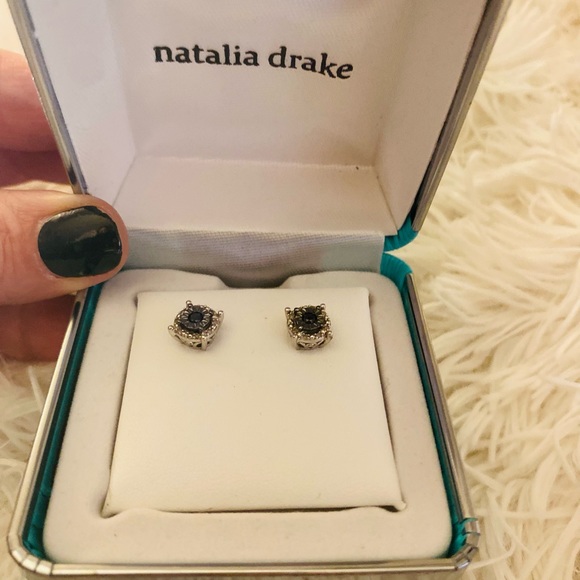 Natalia Drake studs - Picture 14 of 15